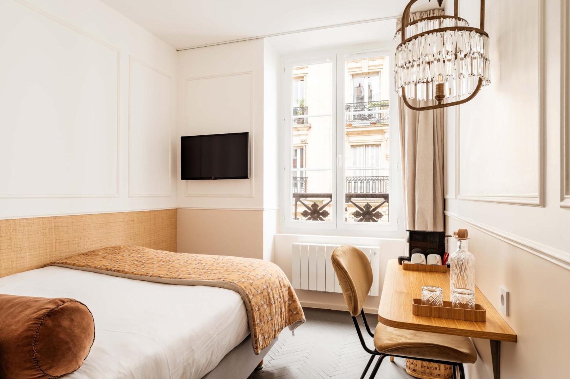 Hotel Maison Traversiere Paris Oda fotoğraf