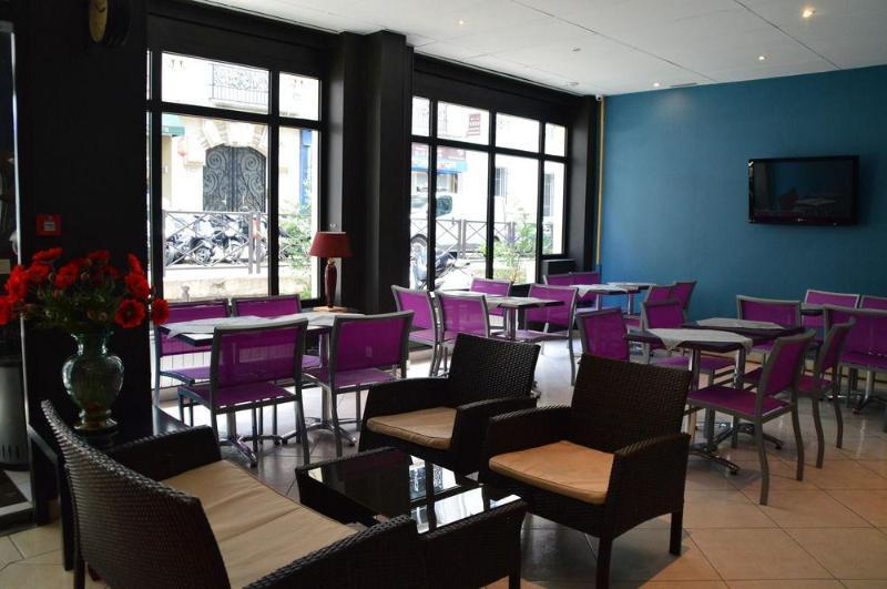 Hotel Maison Traversiere Paris Dış mekan fotoğraf